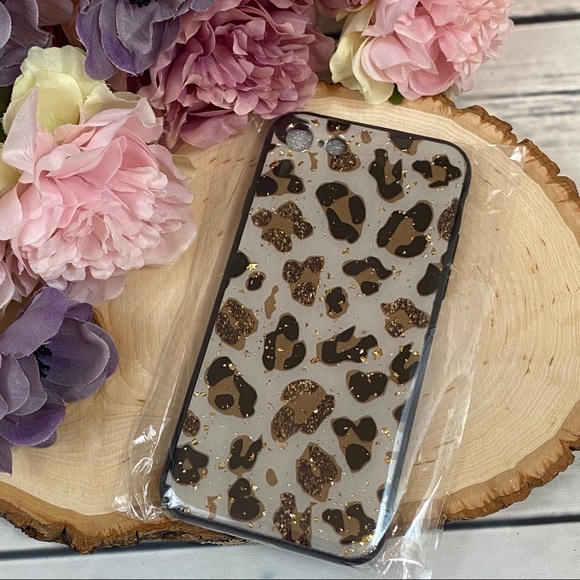 Gorgeous Leopard iPhone Case with Glitter - Picture 10 of 10